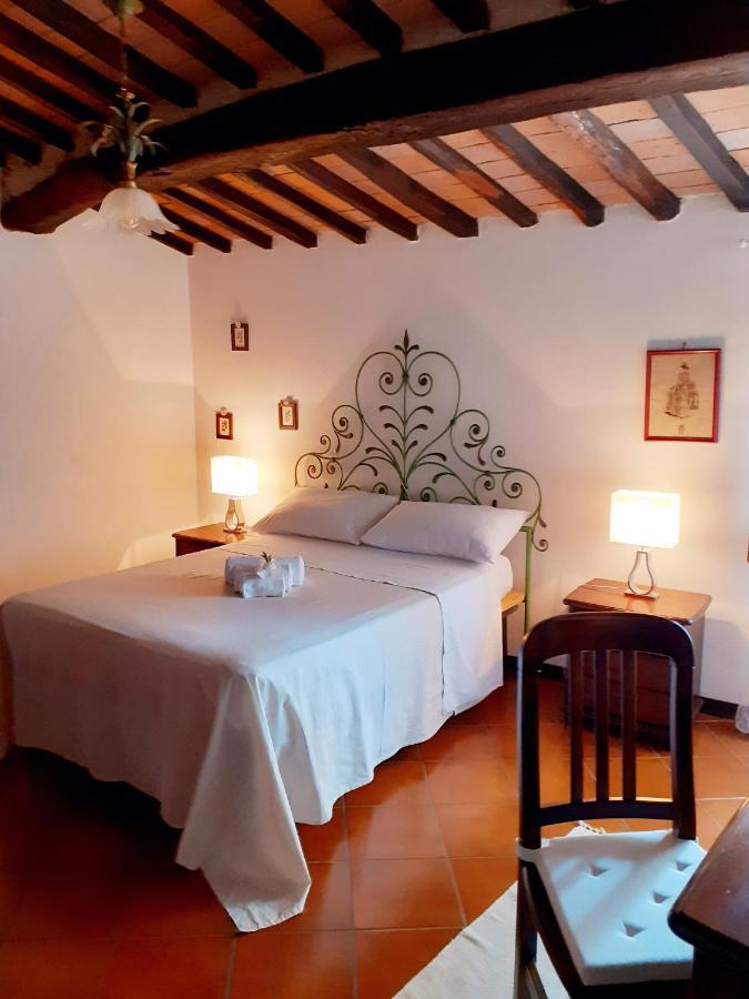 Rustico Degli Ulivi Villa Vallecchia Luaran gambar